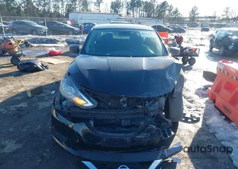 2017 Nissan Sentra S z USA, uszkodzony, nr VIN 3N1AB7AP2HY391465